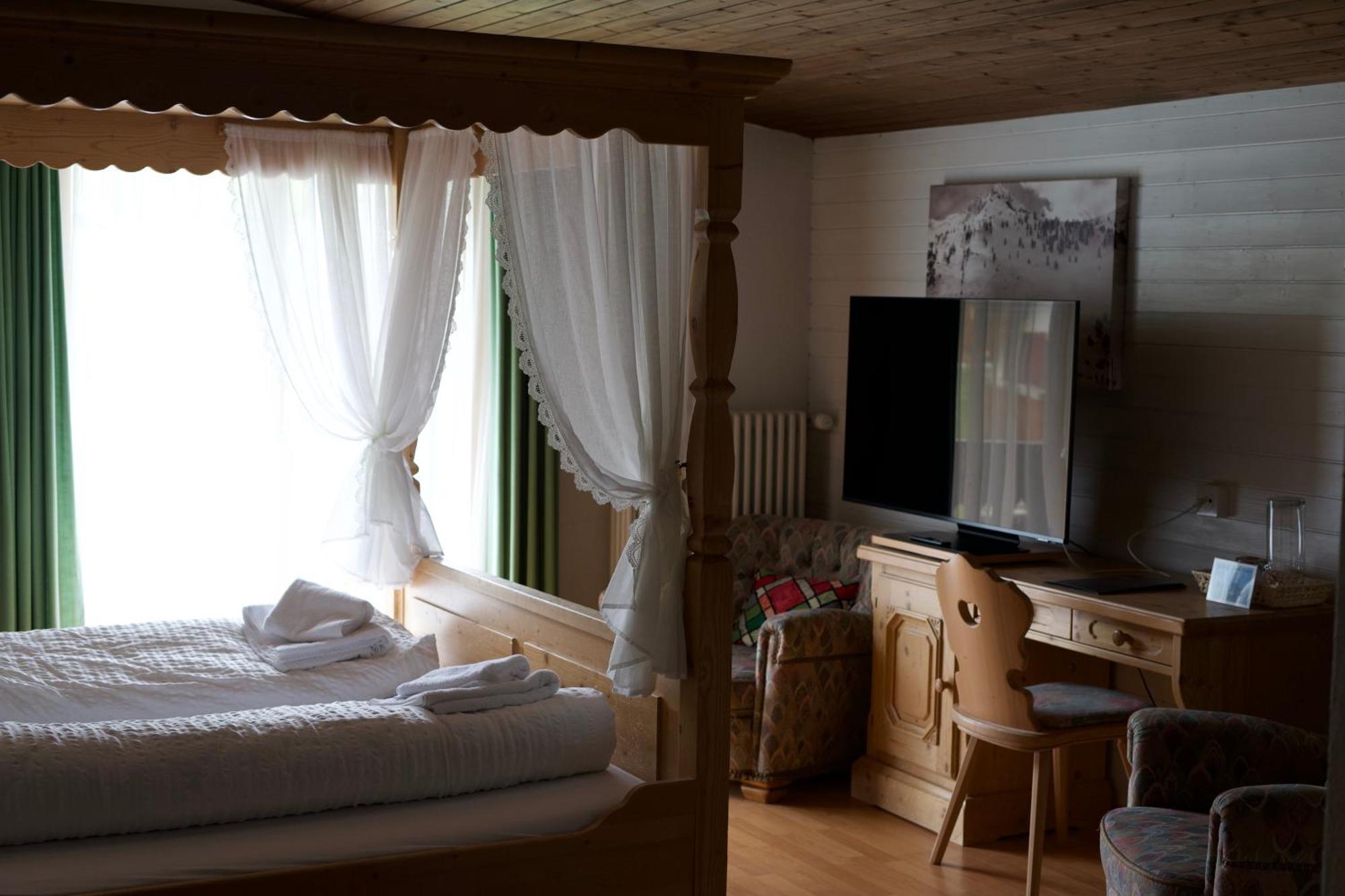 Voegeli Alpenhotel Мальбун Екстер'єр фото